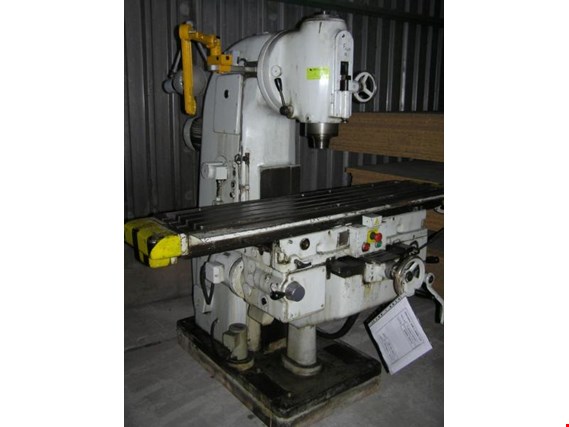 Used TOS FA3AV Konsolfräsmaschine for Sale (Auction Premium) | NetBid Industrial Auctions